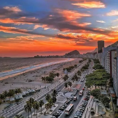 Loft Em Copacabana,4 Min Da Praia E Metro Ao Lado